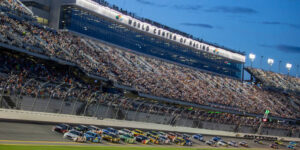 2023 Coke Zero Sugar 400 NASCAR eselyek ido es elorejelzes