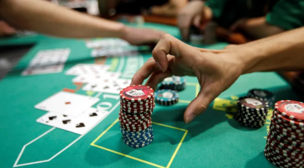 A Detroit Casino Strike osztonzi a kanadai szerencsejatek turizmust a pokerterem
