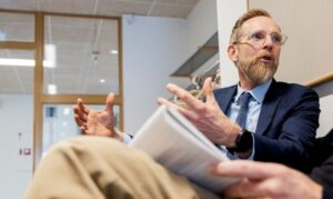Svedorszag allast foglal a merkozesek eredmenyenek befolyasolasa ellen es csatlakozik
