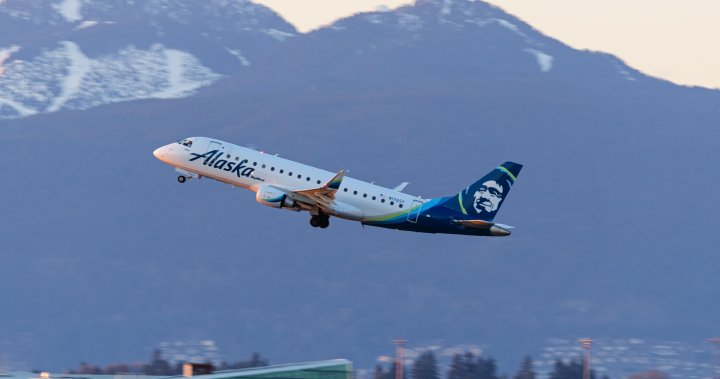 1704564646 Az Alaska Airlines 737 es repulogepe biztonsagosan leszallt miutan kitort az