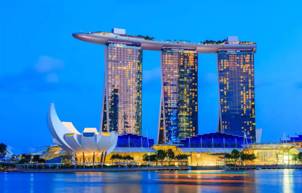 A Marina Bay Sands 750 millio dollaros 2 fazisu felujitast