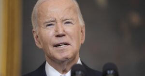 Biden "nem amerikainak", "hülyeségnek" nevezi Trump NATO elkötelezettségét megkérdőjelező megjegyzéseit