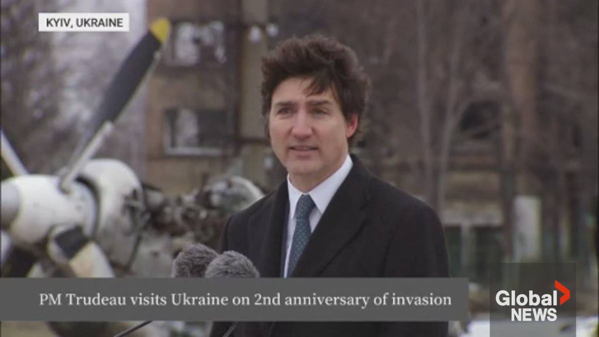 Kattintson ide a videó lejátszásához: „Trudeau Ukrajnába látogat az orosz invázió 2. évfordulóján”