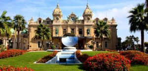 EGT telepítés a Casino Monte Carlo & Casino Cafe de Paris ban