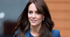 Kate Middleton azt mondja, hogy a műtét rákot talált, kemoterápián