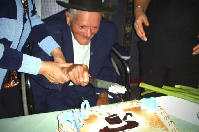 Juan Vicente Pérez születésnapját ünnepli.