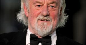 Bernard Hill, a Titanic és a Gyűrűk Ura színész, 79