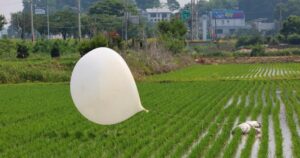 Észak Korea ismét szemétlégballonokat bocsát ki, miközben nő a feszültség Dél Koreával