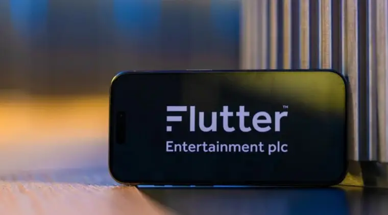 A Flutter Entertainment a vezetőváltások közepette áthelyezi az elsődleges listát