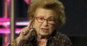 Dr. 96 éves korában elhunyt Ruth Westheimer, Amerika apró és